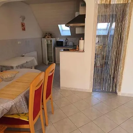 Apartament In 43404 *