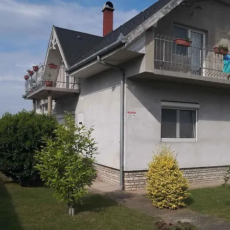 Apartament In 43404 *